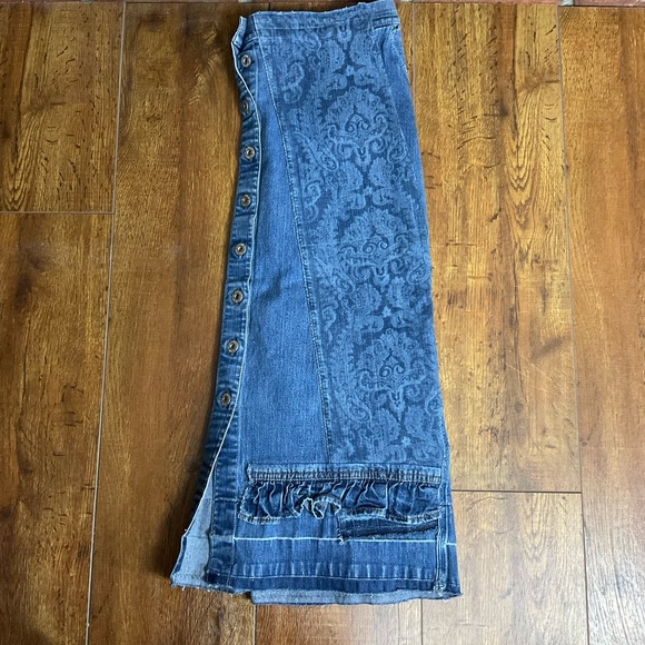 Denim Midi Skirt - Picture 7 of 7